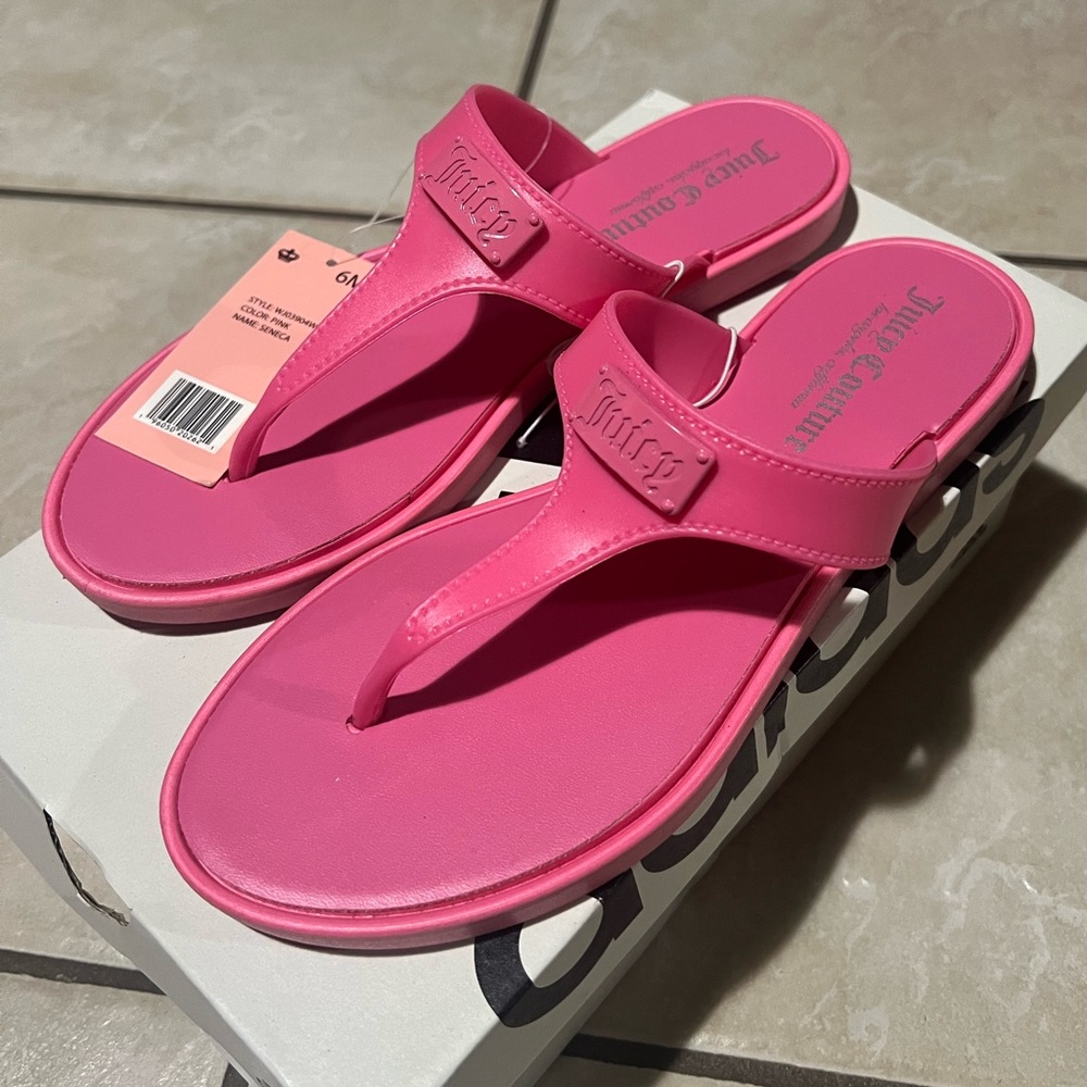 Brand New Juicy Couture Seneca Flip Flop Sandals
